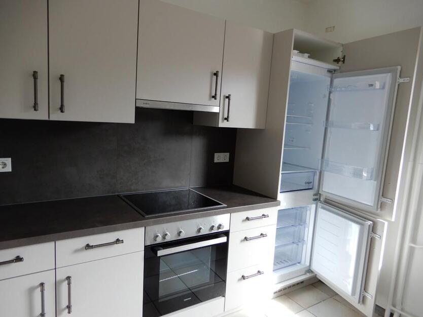 Gepflegte CityWohnung mit Balkon - EBK in Heppens