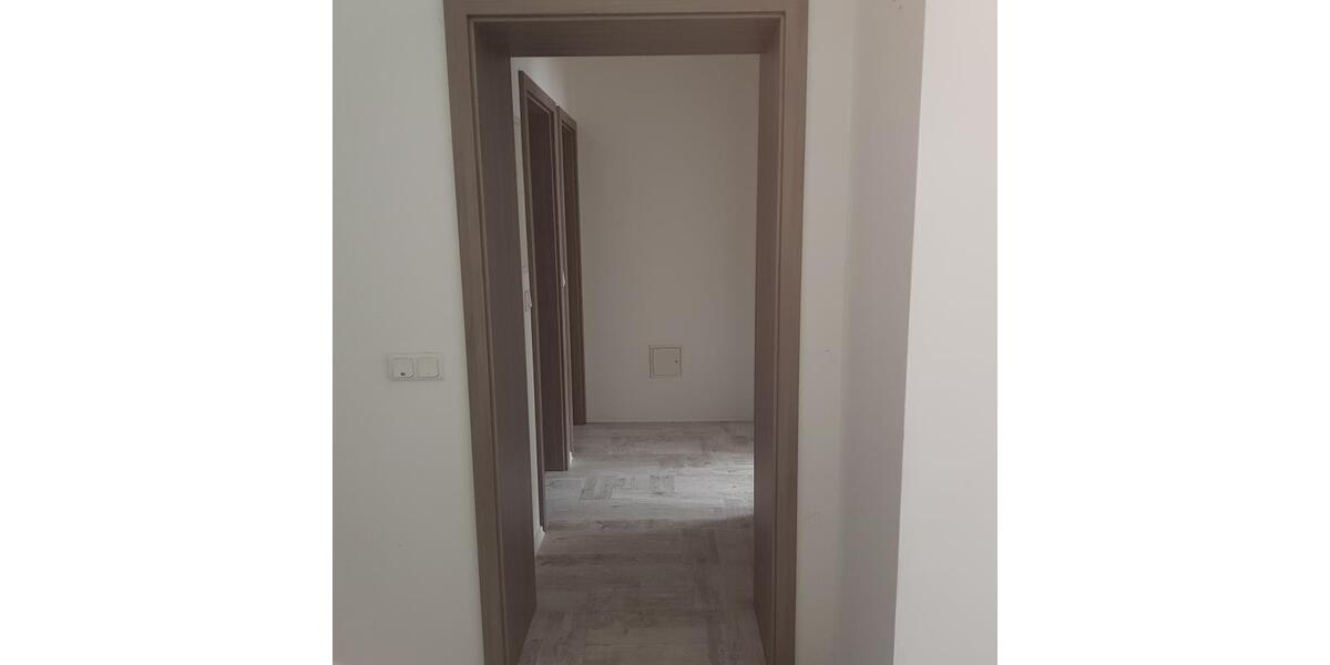 Etagenwohnung Mittweida - 1 Zimmer, 31 m&sup2;, 310&euro; | Angebot:25907365