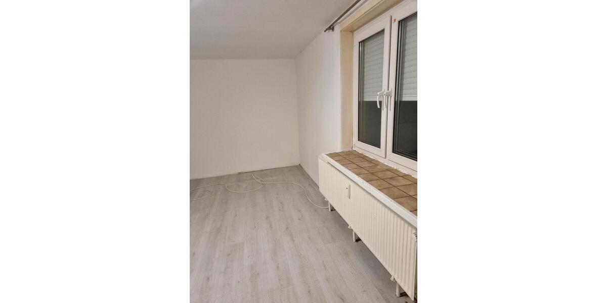 Etagenwohnung Zierenberg - 3.5 Zimmer, 80 m&sup2;, 850&euro; | Angebot:25375797
