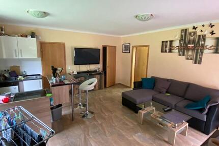 Erdgeschoss Single Wohnung mit Terrasse zu vermieten zimmer