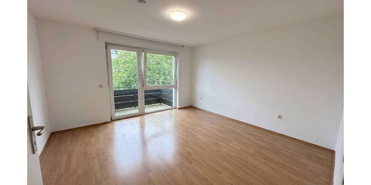 Etagenwohnung Kaiserslautern Innenstadt - 3 Zimmer, 92 m&sup2;, 690&euro; | Angebot:26686081