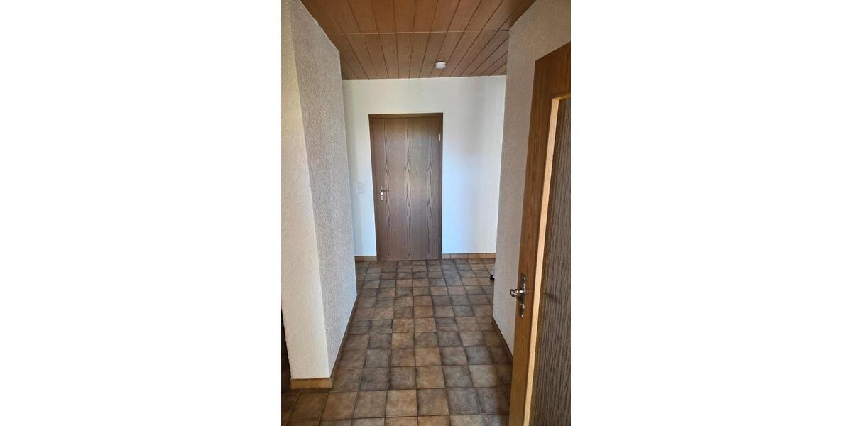 Erdgeschoßwohnung Breitengüßbach - 5 Zimmer, 128 m&sup2;, 1.250&euro; | Angebot:26409777