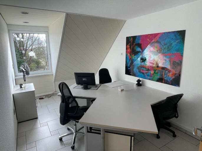Büro in Monheim am Rhein 349 € 119 m² zimmer
