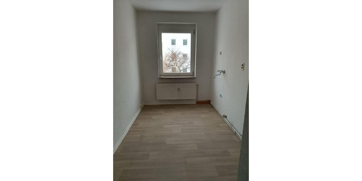 Etagenwohnung Ebeleben - 3 Zimmer, 62 m&sup2;, 330&euro; | Angebot:26676622