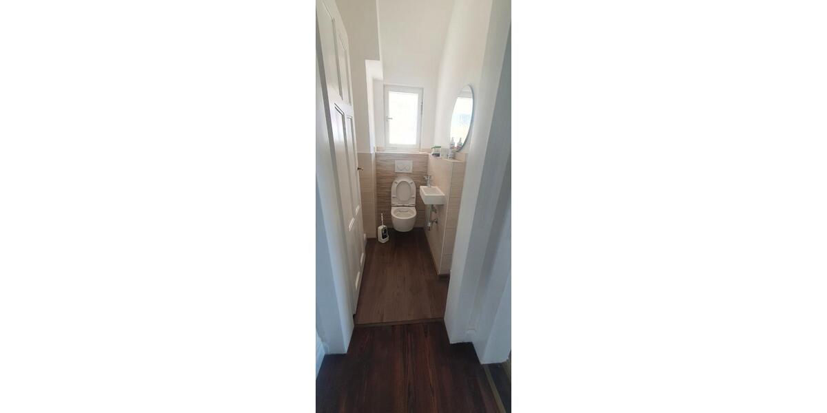 Etagenwohnung Sindelfingen Sindelfingen (Stadt) - 4 Zimmer, 110 m&sup2;, 1.150&euro; | Angebot:26542576