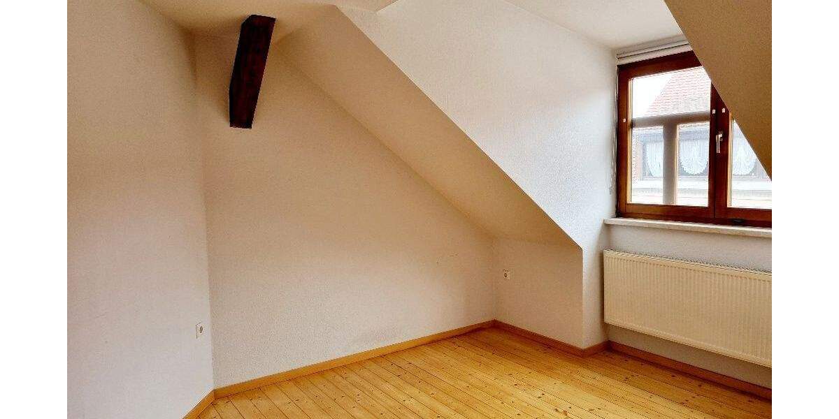 Etagenwohnung Bischofswerda Grüneck - 3 Zimmer, 81 m&sup2;, 490&euro; | Angebot:25694709