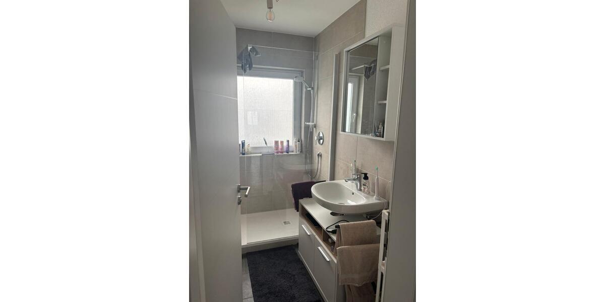 Etagenwohnung Fellbach - 3.5 Zimmer, 89 m&sup2;, 1.325&euro; | Angebot:26036675