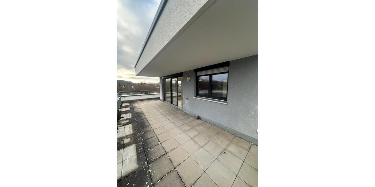Etagenwohnung Nürtingen - 4 Zimmer, 115 m&sup2;, 1.400&euro; | Angebot:24637872