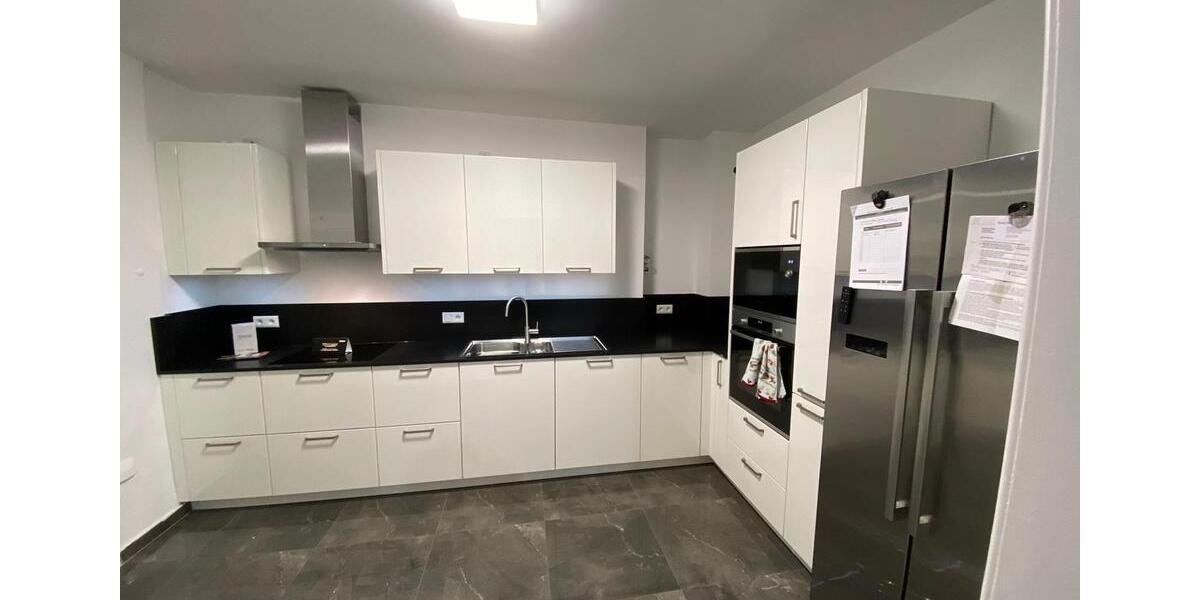 Erdgeschoßwohnung Berlin Steglitz-Zehlendorf - 4 Zimmer, 104 m&sup2;, 2.000&euro; | Angebot:26029801