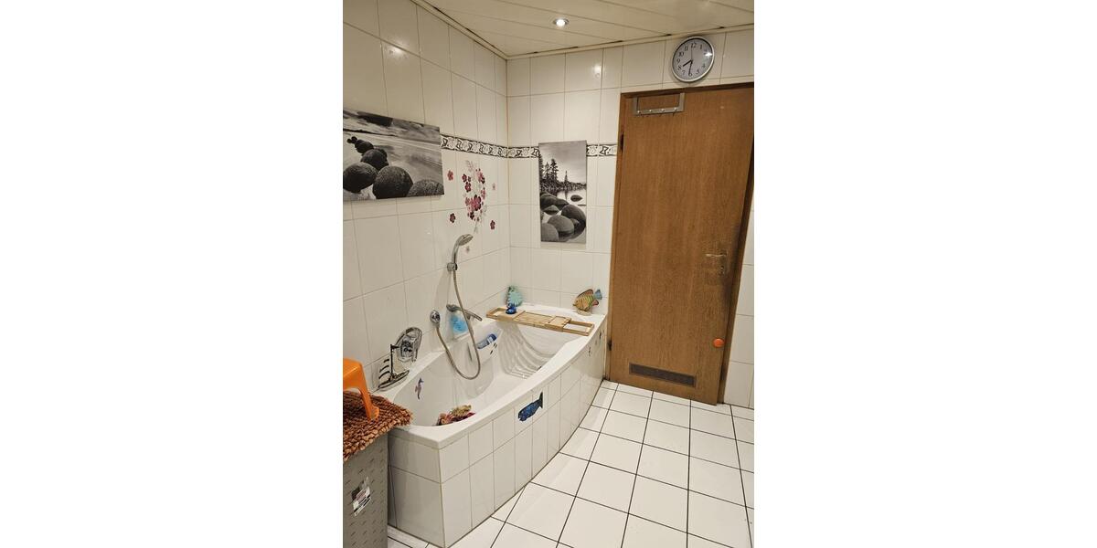Etagenwohnung Frankenberg (Eder) - 4 Zimmer, 110 m&sup2;, 900&euro; | Angebot:26393185