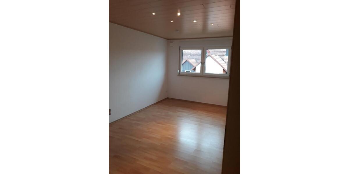 Erdgeschoßwohnung Weihenzell - 5 Zimmer, 145 m&sup2;, 1.050&euro; | Angebot:26573314