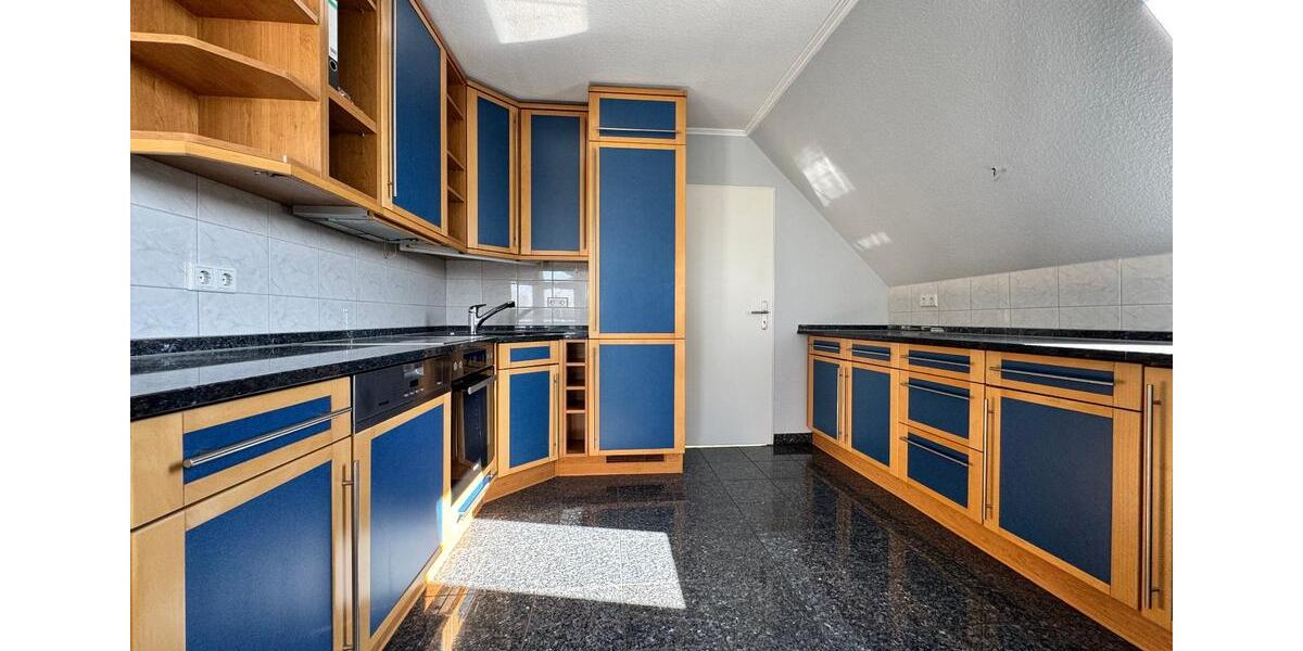 Einfamilienhaus Neumünster - 5 Zimmer, 140 m&sup2;, 1.200&euro; | Angebot:25871149