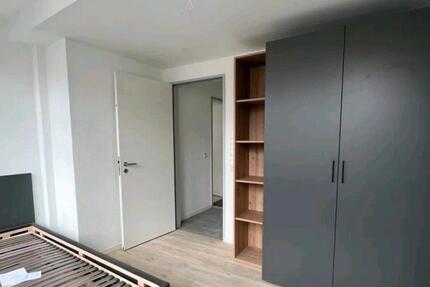 Möbliertes Zimmer in renovierter 3er WG ab 01.02.26 zu vermieten 3 zimmer