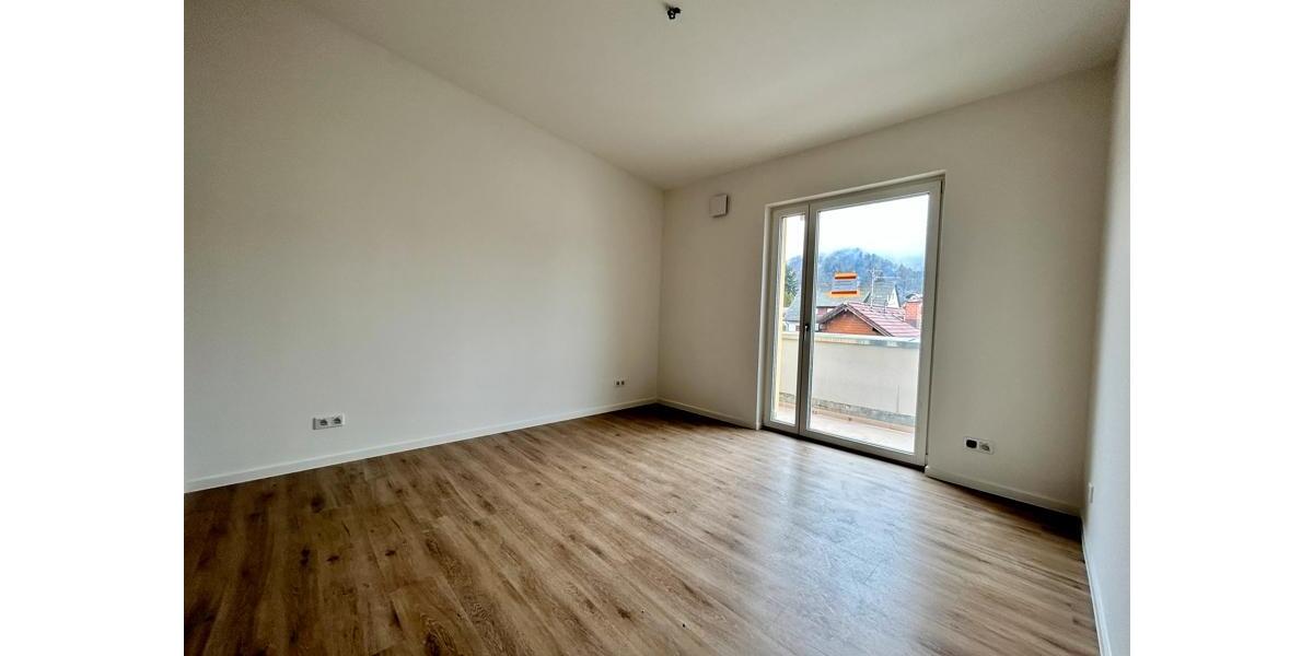Einfamilienhaus Wehr - 4 Zimmer, 150 m&sup2;, 1.900&euro; | Angebot:26646511