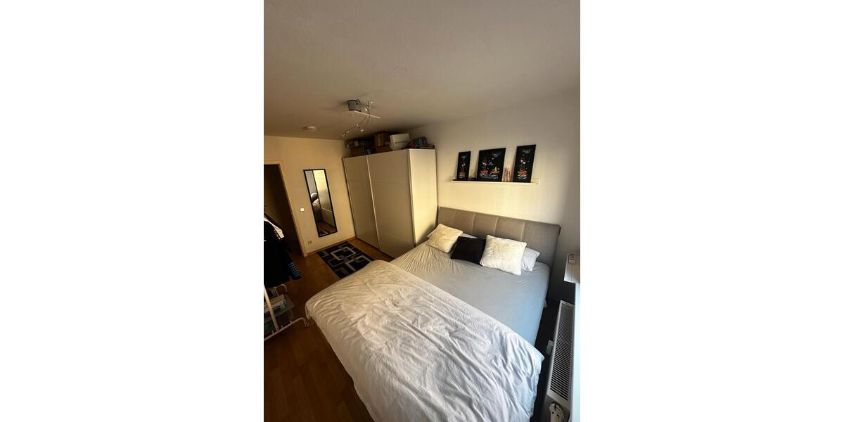 Erdgeschoßwohnung Zwickau - 2 Zimmer, 67 m&sup2;, 435&euro; | Angebot:26021815