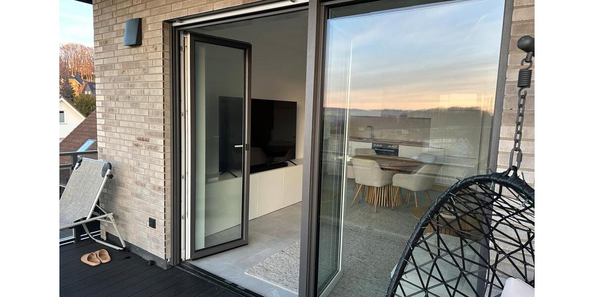 Etagenwohnung Reichshof - 3 Zimmer, 85 m&sup2;, 1.100&euro; | Angebot:24646939