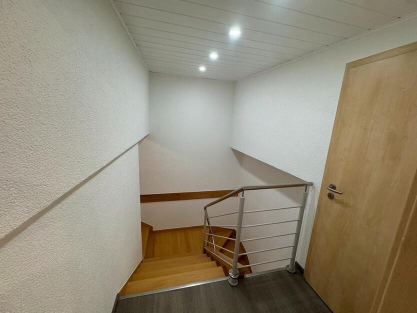 Helle 4,5 Zimmer Wohnung Frisch Renoviert