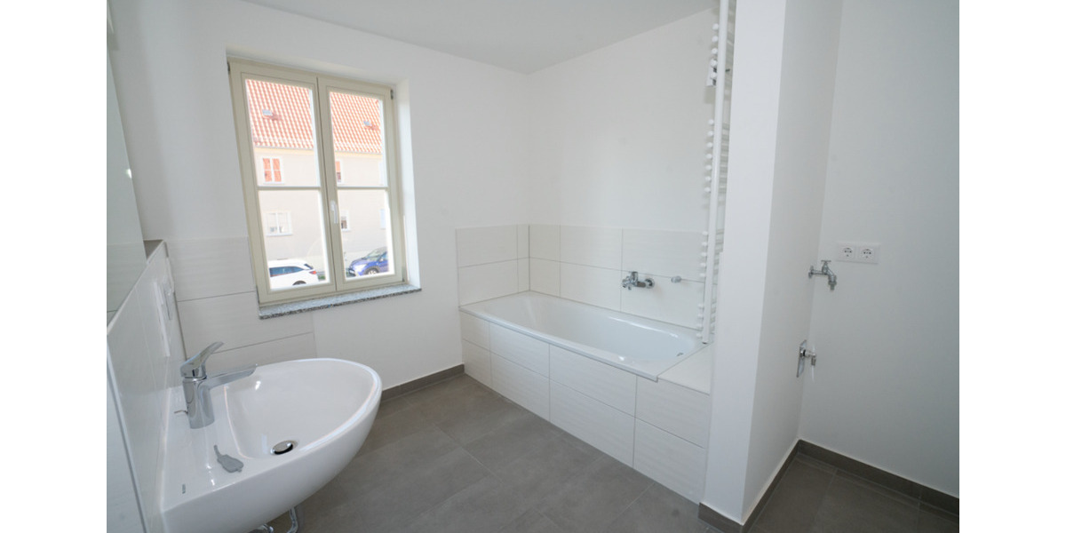 Etagenwohnung Altenburg - 4 Zimmer, 92 m&sup2;, 642&euro; | Angebot:24550815
