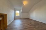 Dachgeschoßwohnung Wilhelmshaven - 3.5 Zimmer, 105 m&sup2;, 650&euro; | Angebot:24676273