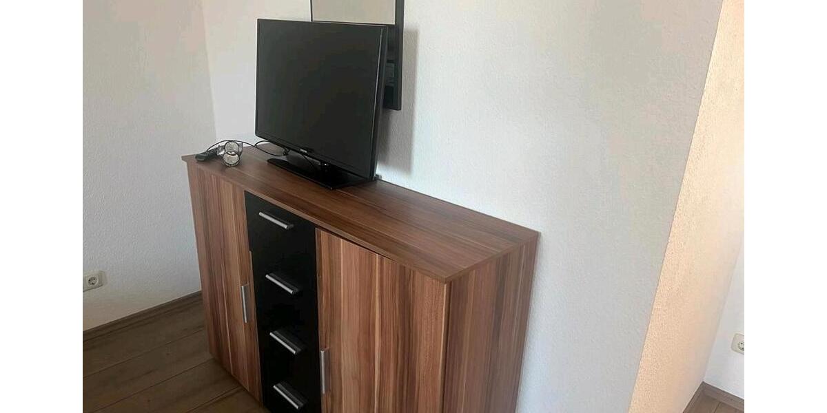 Etagenwohnung Mechernich - 2 Zimmer, 90 m&sup2;, 1.370&euro; | Angebot:24842520