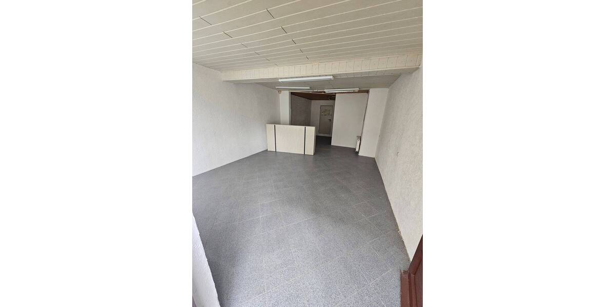 Gewerbeobjekt Groitzsch - 1 Zimmer, 250&euro; | Angebot:25999699