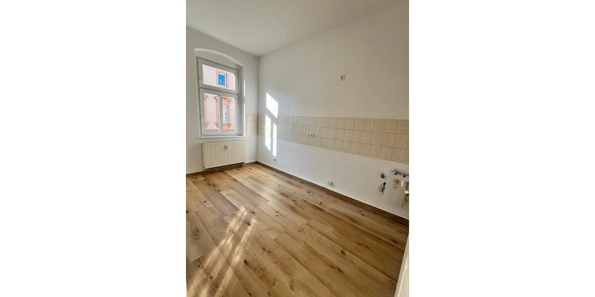 Etagenwohnung Döbeln - 2 Zimmer, 57 m&sup2;, 325&euro; | Angebot:25974091