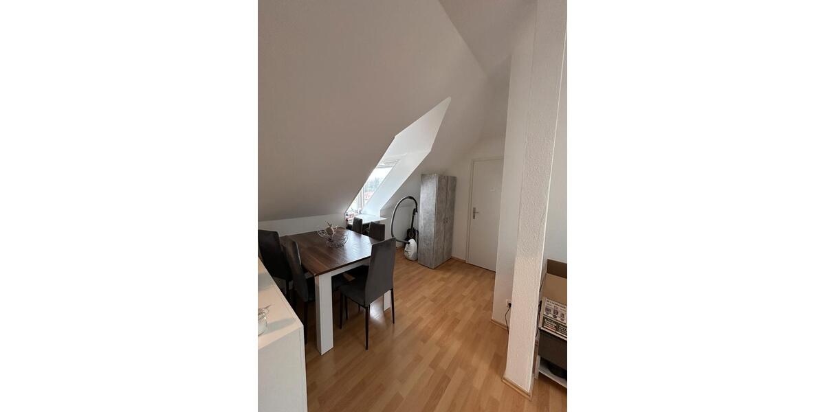 Dachgeschoßwohnung Stendal - 2 Zimmer, 52 m&sup2;, 555&euro; | Angebot:26254395