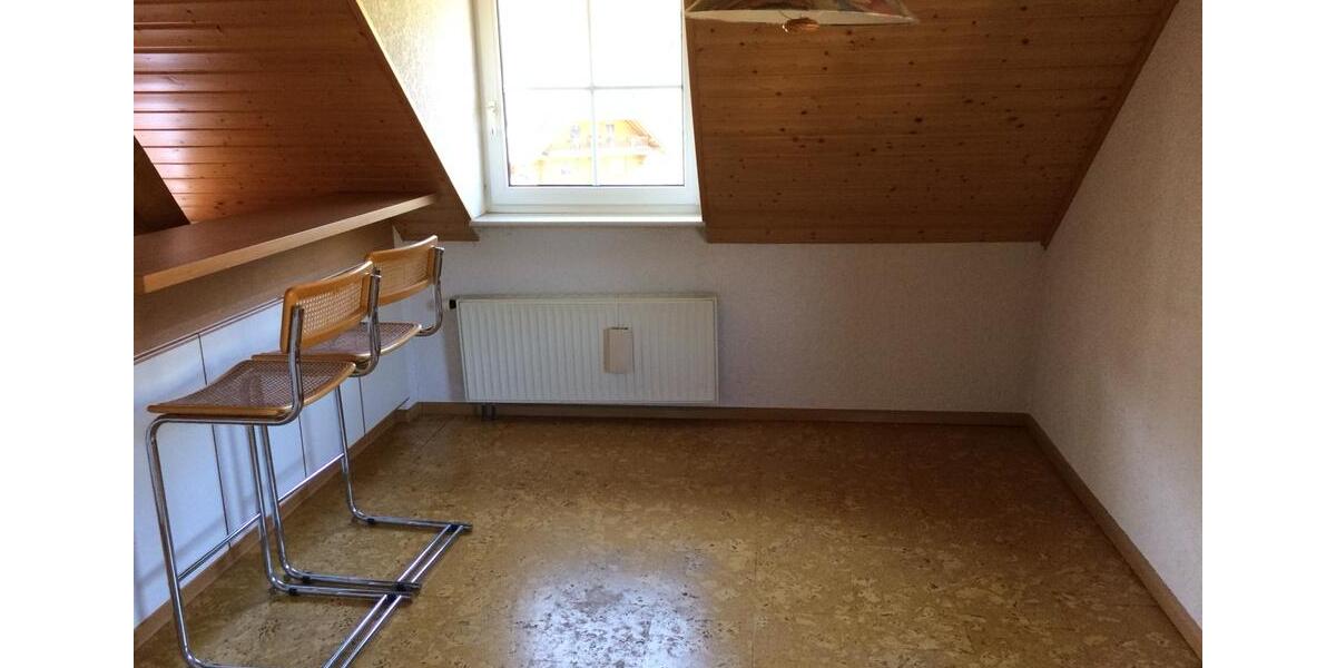 Dachgeschoßwohnung Lörrach Salzert - 3 Zimmer, 84 m&sup2;, 760&euro; | Angebot:25998756