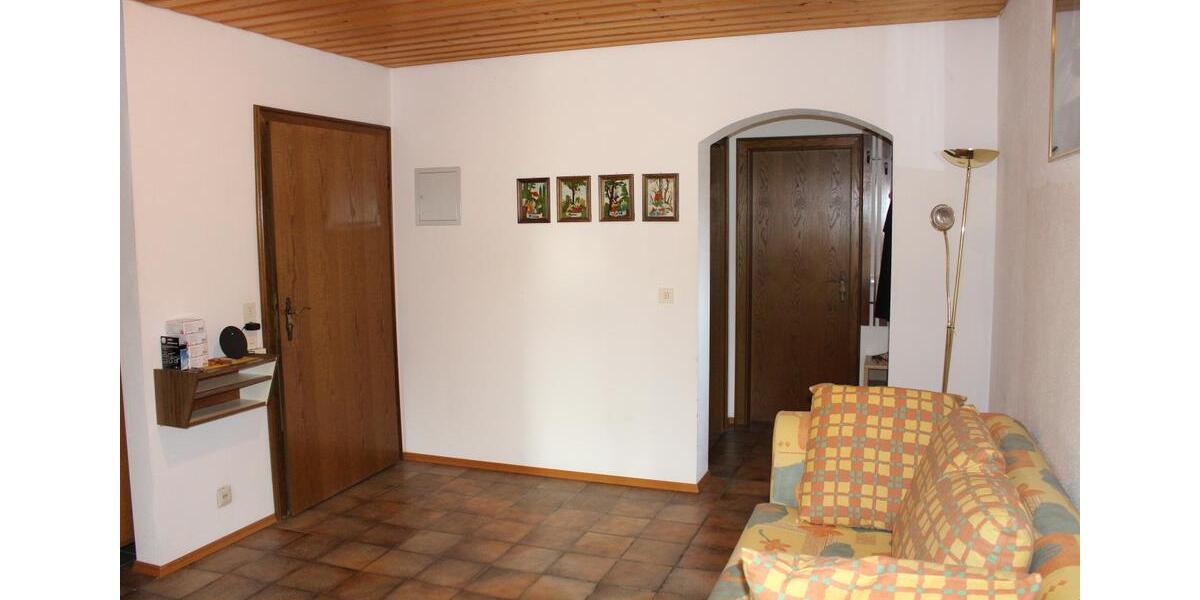 Etagenwohnung Deggendorf - 4 Zimmer, 124 m&sup2;, 960&euro; | Angebot:26544493
