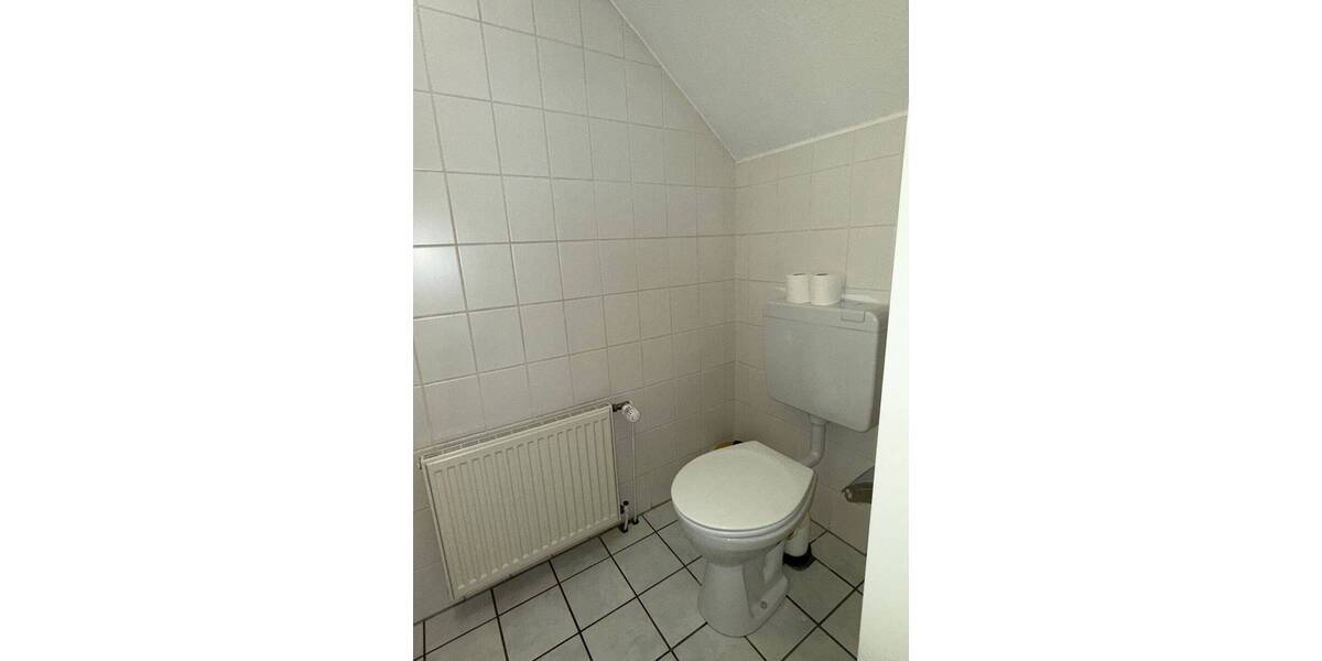 Gewerbeobjekt Syke - 4 Zimmer, 155 m&sup2;, 1.200&euro; | Angebot:26015512