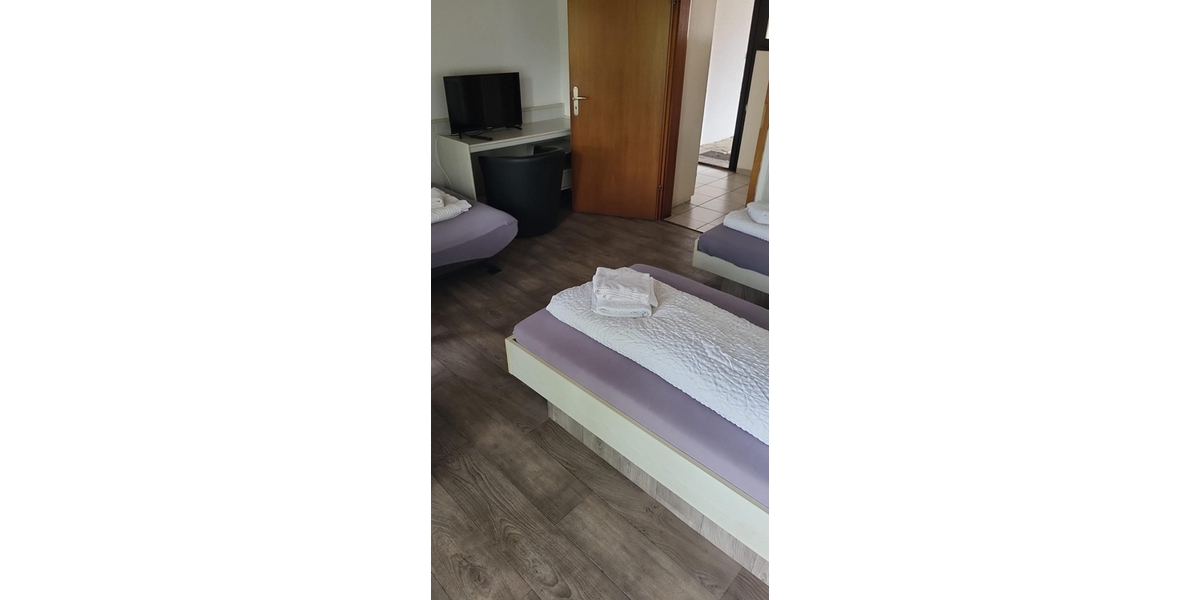 K357 Staffboarding – Monteurzimmervermietung, Vermittlung in Lübeck (Zweibettzimmer) - Zimmer Ratekau | Angebot:27225041