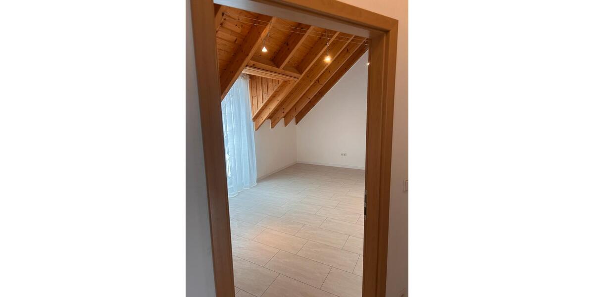 Maisonettenwohnung Aurach - 3.5 Zimmer, 75 m&sup2;, 1.600&euro; | Angebot:24869913