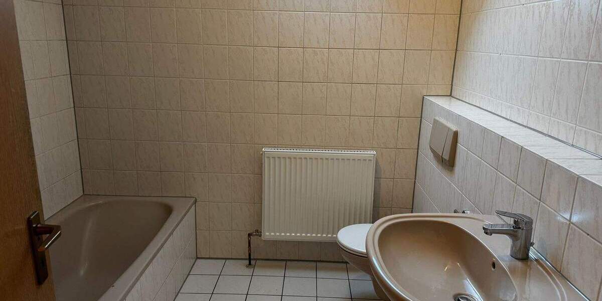 Etagenwohnung Bamberg Gaustadt - 3 Zimmer, 78 m&sup2;, 630&euro; | Angebot:24435832