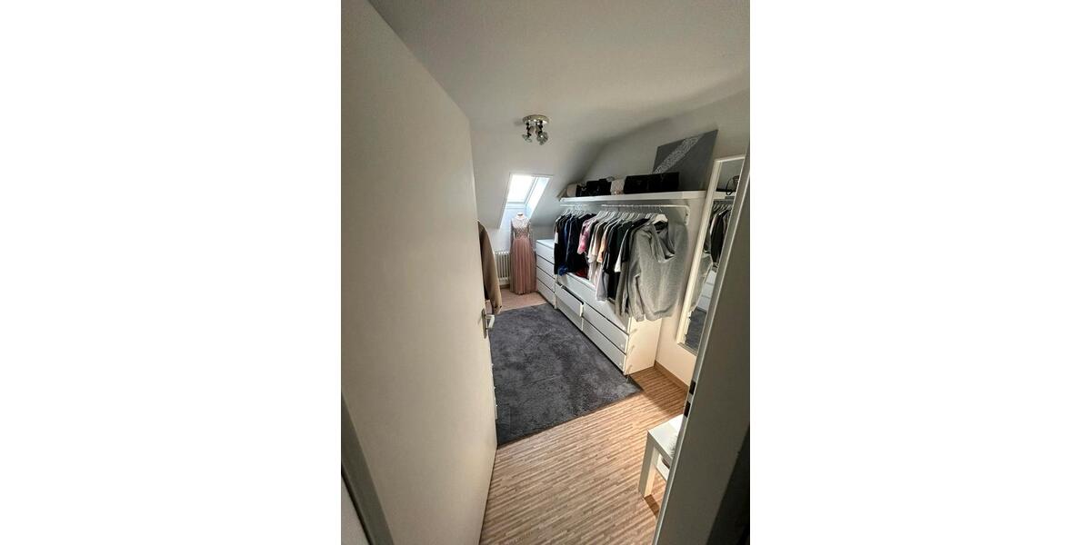 Dachgeschoßwohnung Eldingen - 4 Zimmer, 70 m&sup2;, 620&euro; | Angebot:26704029