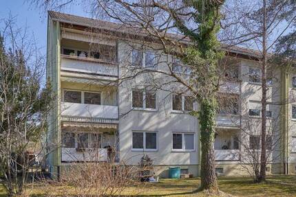 4 Zimmer-Wohnung mit Loggia
