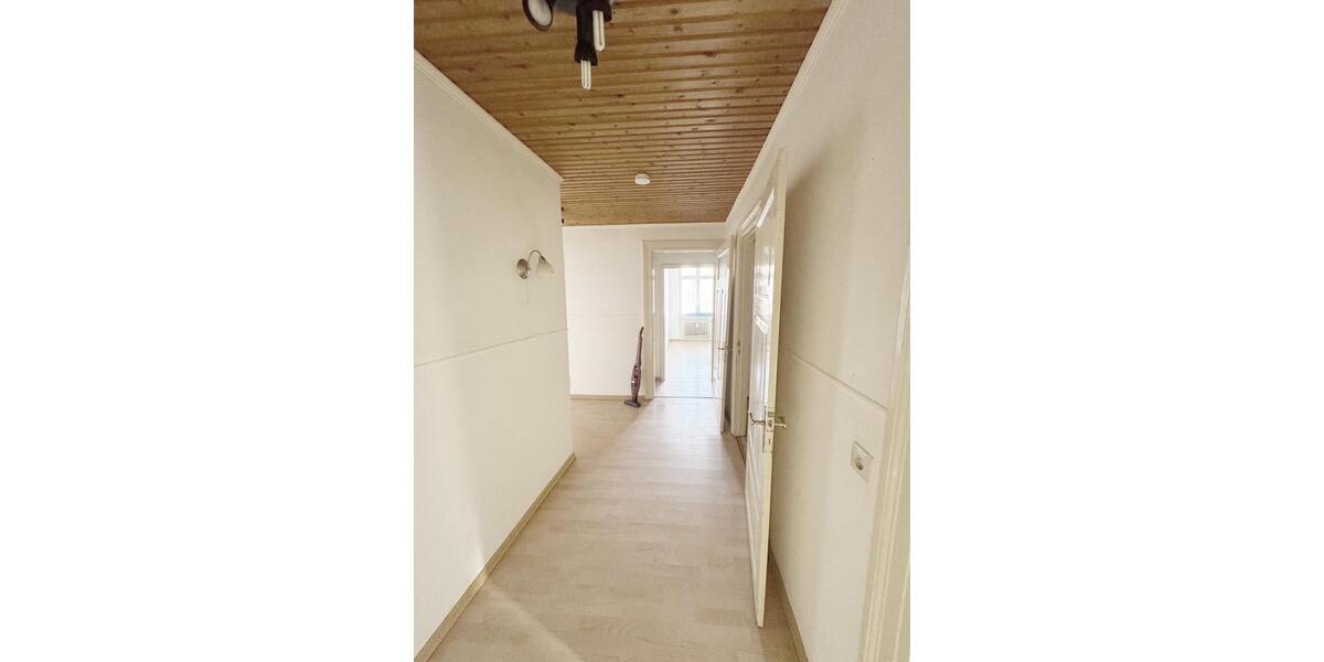 Etagenwohnung Tönning - 3 Zimmer, 85 m&sup2;, 680&euro; | Angebot:25281156