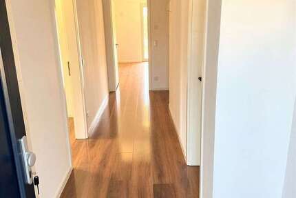 Haus Scharbeutz - 5 Zimmer, 122 m&sup2;, 2.150&euro; | Angebot:27394892