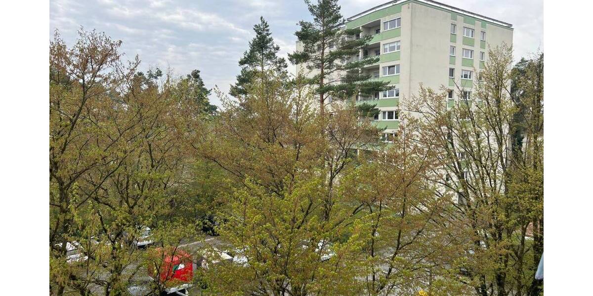 Etagenwohnung Spardorf - 4 Zimmer, 92 m&sup2;, 1.390&euro; | Angebot:26188535