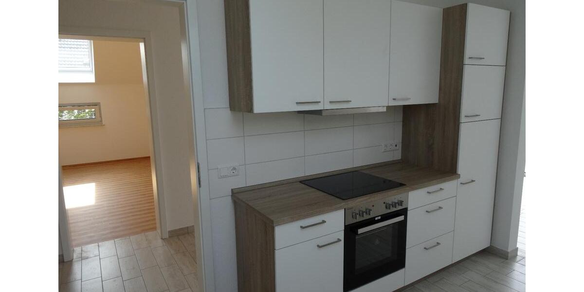 Dachgeschoßwohnung Bestensee - 3 Zimmer, 93 m&sup2;, 1.400&euro; | Angebot:26423302