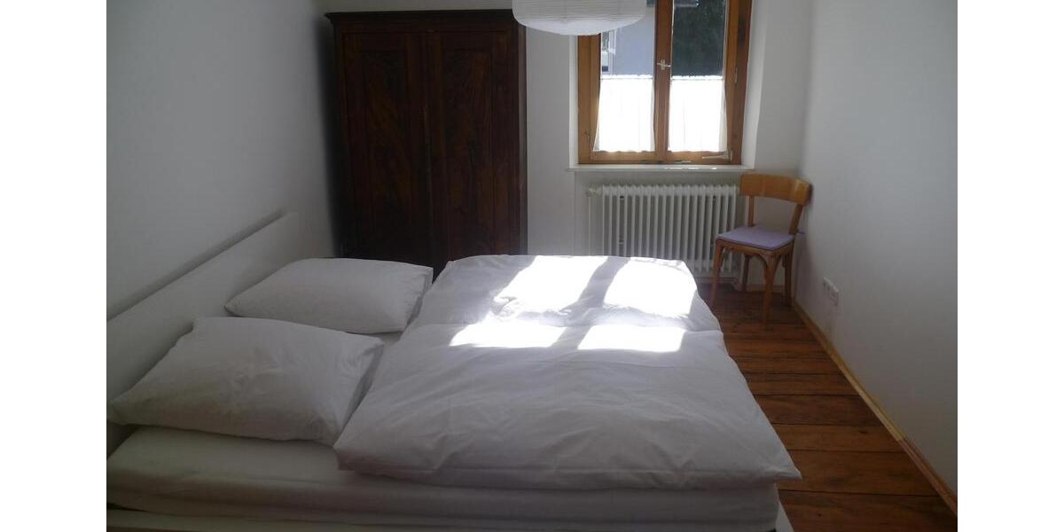 Wohnen auf Zeit Staufen im Breisgau - 2 Zimmer, 70 m&sup2;, 1.120&euro; | Angebot:25904995