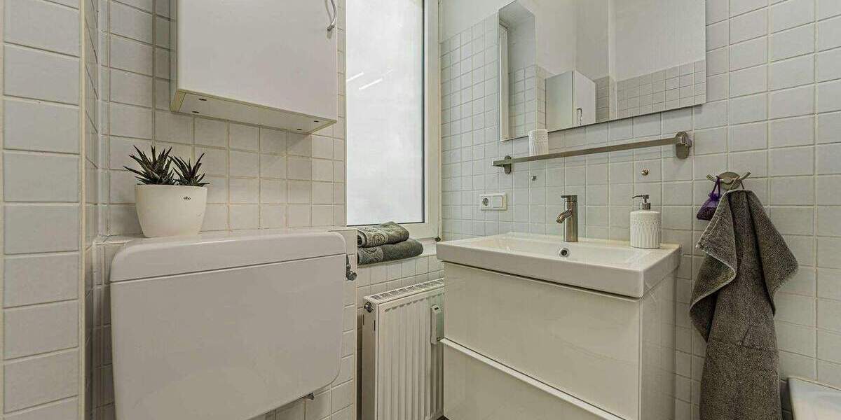 Etagenwohnung Frankfurt am Main Westend-Süd - 2 Zimmer, 68 m&sup2;, 1.790&euro; | Angebot:25139600