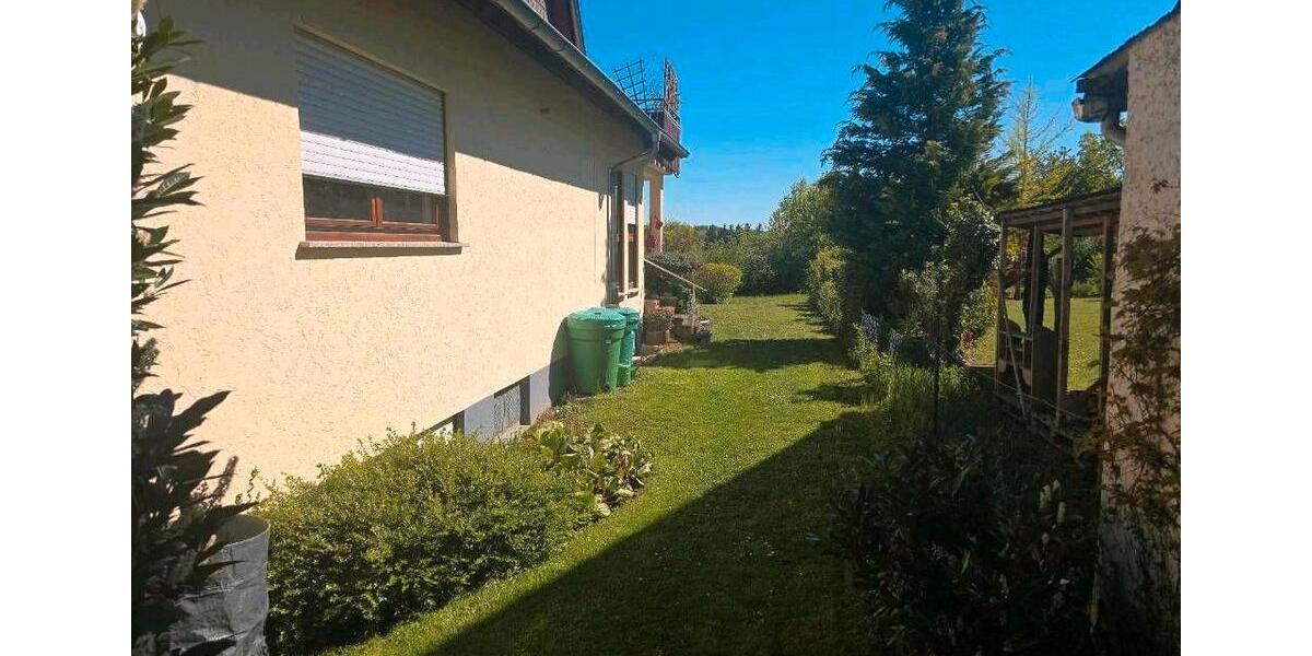 Dachgeschoßwohnung Hammersbach - 3 Zimmer, 110 m&sup2;, 1.100&euro; | Angebot:25025013