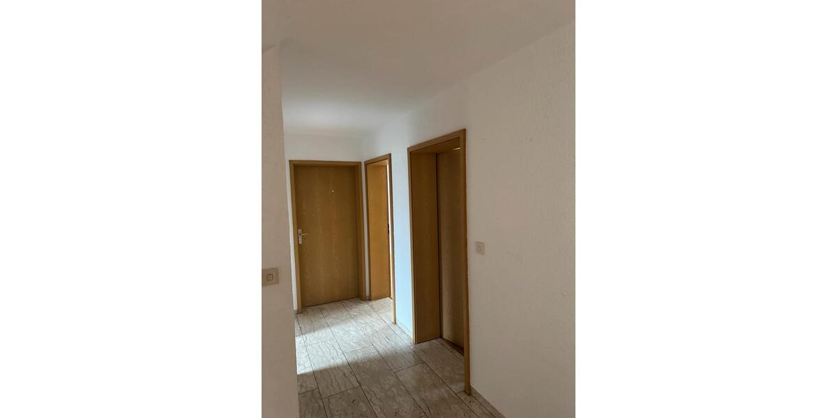 Erdgeschoßwohnung Furth im Wald - 4 Zimmer, 135 m&sup2;, 990&euro; | Angebot:24995884