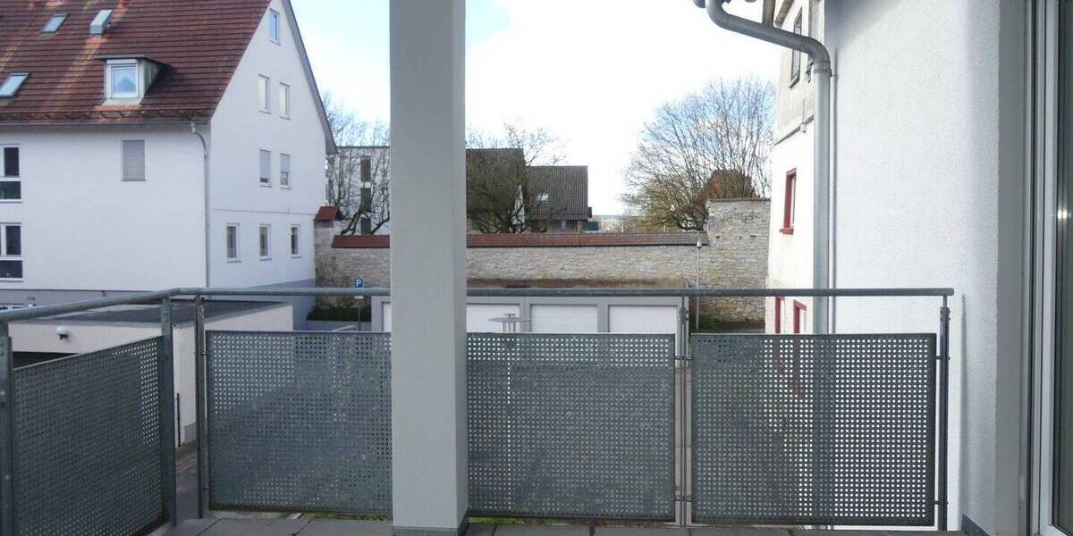 Etagenwohnung Mengen - 4 Zimmer, 100 m&sup2;, 850&euro; | Angebot:26797004