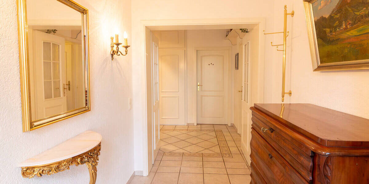 Etagenwohnung Malente Bad Malente-Gremsmühlen - 3 Zimmer, 168 m&sup2;, 1.800&euro; | Angebot:26016370