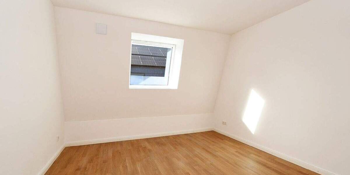 Etagenwohnung München Ramersdorf-Perlach - 4 Zimmer, 123 m&sup2;, 2.659&euro; | Angebot:25673001