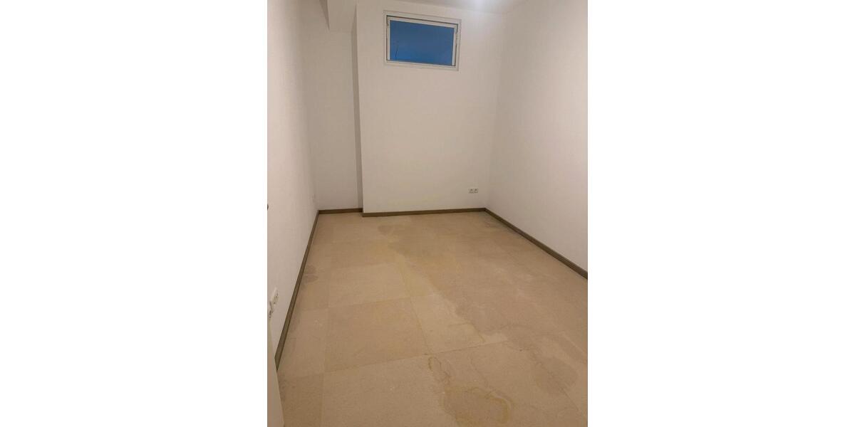Etagenwohnung Frielendorf - 5 Zimmer, 115 m&sup2;, 900&euro; | Angebot:26479823