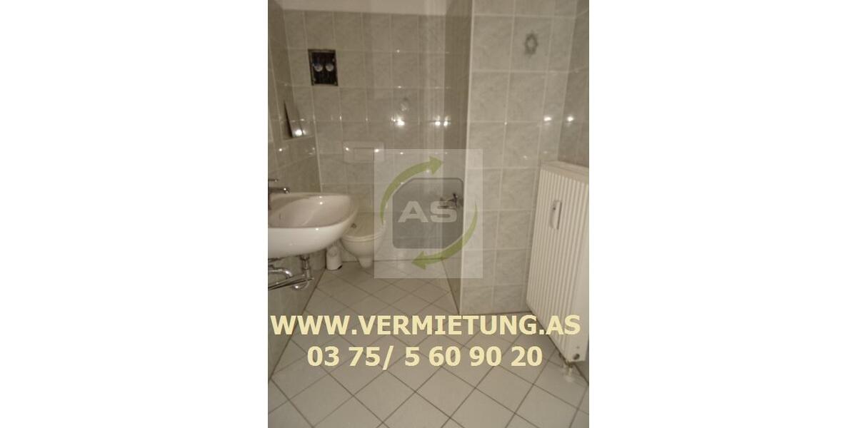 Etagenwohnung Zwickau - 5 Zimmer, 105 m&sup2;, 695&euro; | Angebot:26587847