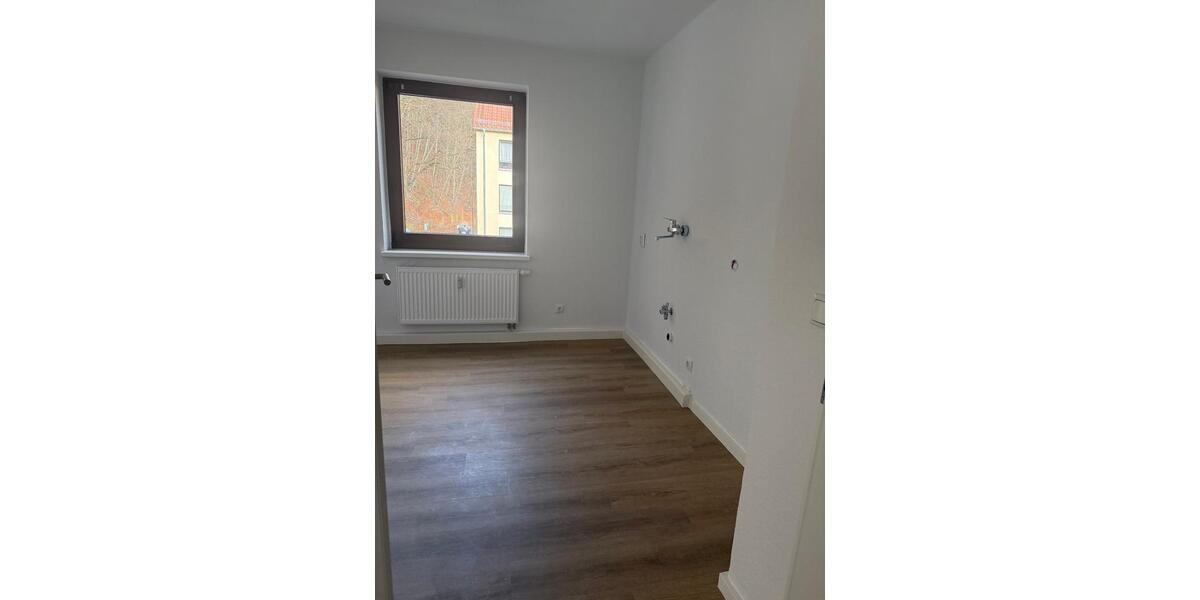 Etagenwohnung Bad Schandau - 4 Zimmer, 71 m&sup2;, 495&euro; | Angebot:25352444