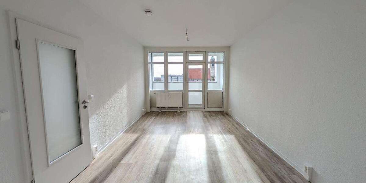 Etagenwohnung Magdeburg Altstadt - 3 Zimmer, 71 m&sup2;, 603&euro; | Angebot:27260843